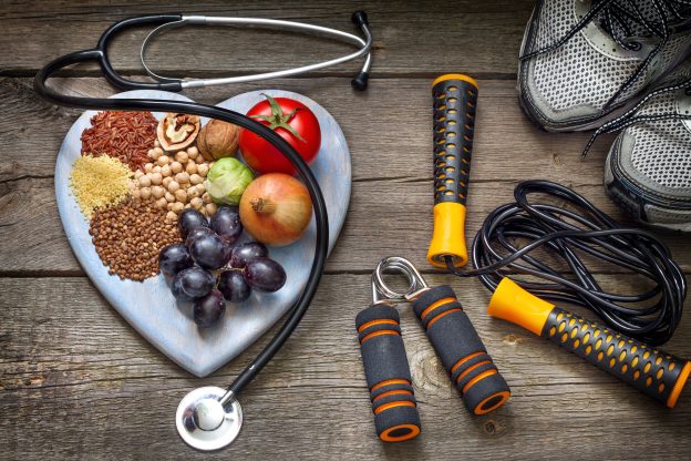 Alimentation équilibrée, sport et sommeil : le combo parfait pour un corps en bonne santé