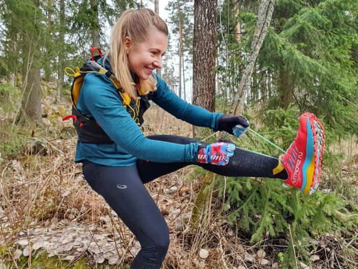 Ambassadrice Chullanka portant la Jackal Trail de La Sportiva 